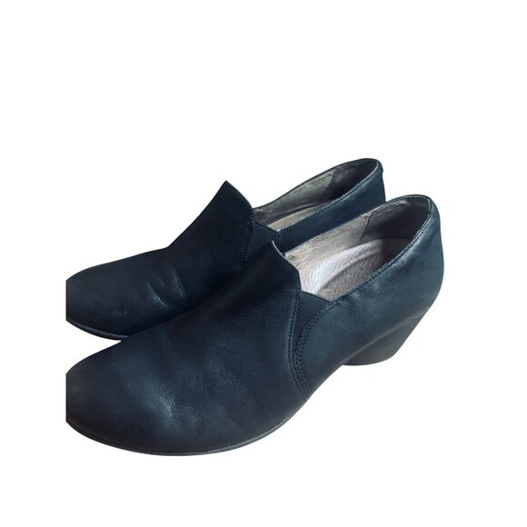 Dansko Women's Size 41/10 Black Robin Burnished Nubuck Heeled Clogs . - Picture 2 of 12